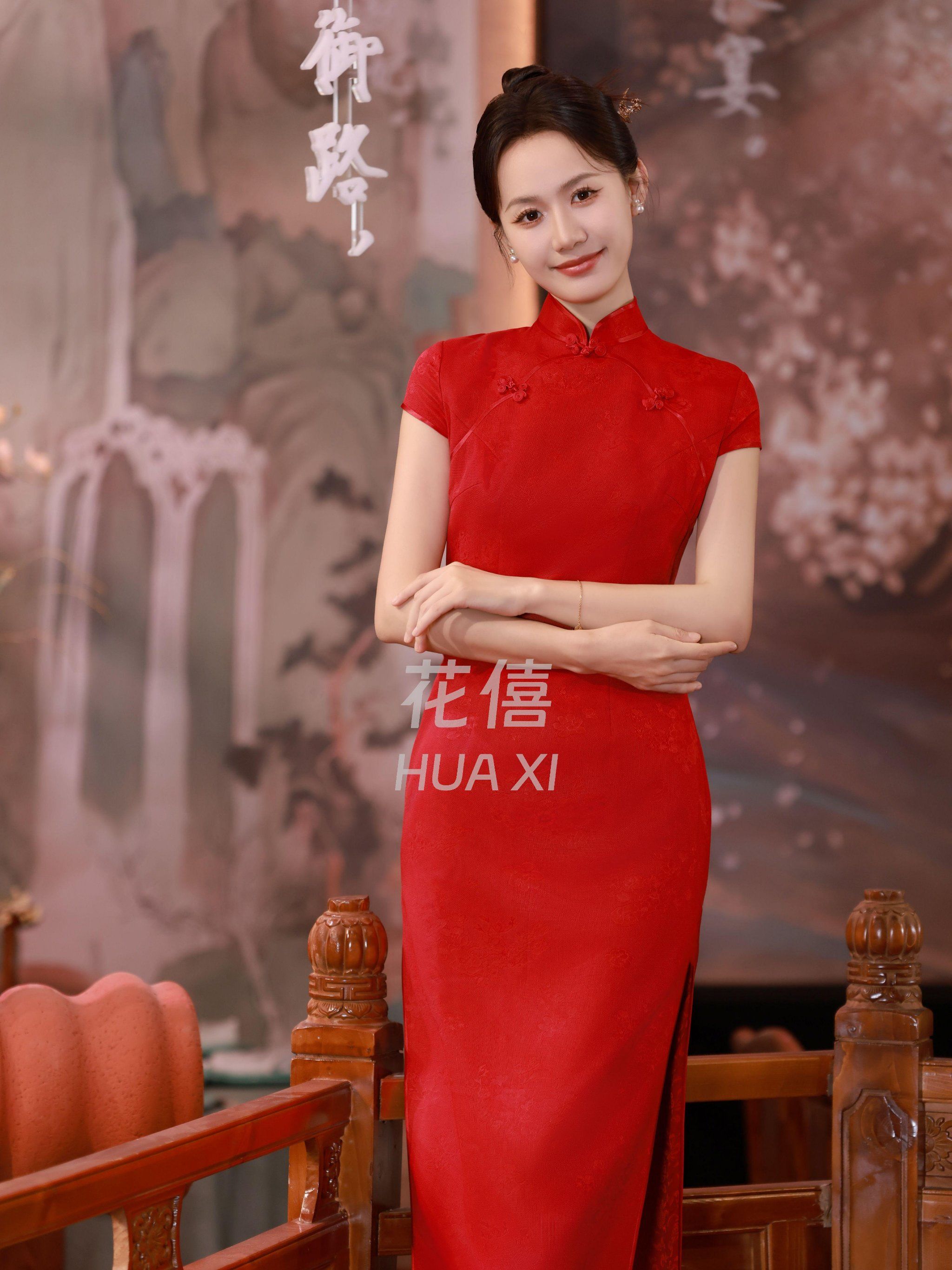 婚礼上喜庆又明媚的新娘