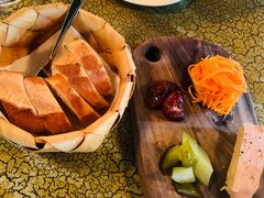 -羽深肉铺 Steak & Wine