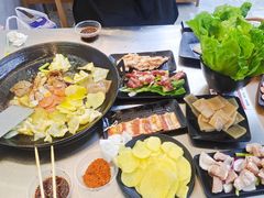 -凉都青瓦房烙锅(清镇中环国际店)