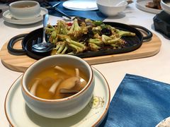 松茸菌菇汤-松鹤楼·非遗·苏帮菜(融科店)