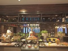 自助取餐区-OPEN開全日自助餐厅·牛肉火锅·海鲜(佛山希尔顿酒店)