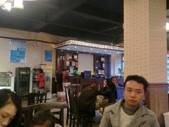 大堂-乌蒙鱼府怪石咕噜鱼木桶鱼