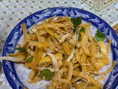 -蜗牛小馆醉乡民谣云南菜(惠新西里店)