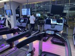 -威克健身游泳(万菱汇店)