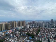 -宜昌均瑶国际酒店(宜昌CBD购物中心夷陵广场店)