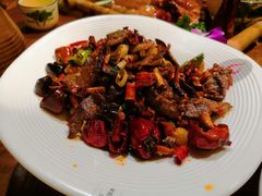 -老滇山寨•云南特色菜•地方菜•民族风情歌舞表演(金碧店)