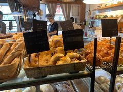 面包甜点陈列柜-仙峰天然面包(迎宾路店)