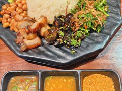 -老滇缅320傣味·手抓饭·孔雀宴(高新店)