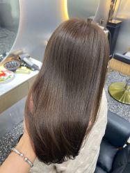 -Tloml salon