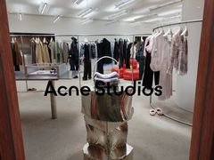 -Acne Studios(芮欧百货店)