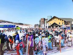 -中旅松花湖滑雪场