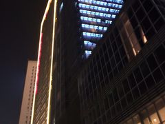 -杭州滨江宝龙城华美达酒店