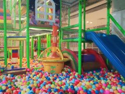 -小玩家儿童主题乐园(世茂广场店)