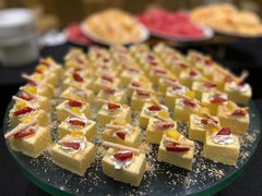 -海口绿发希尔顿酒店-田园汇自助餐·三文鱼·海鲜