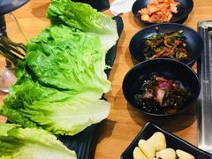 -肉甲韩国木炭烤肉(新壹街1店)