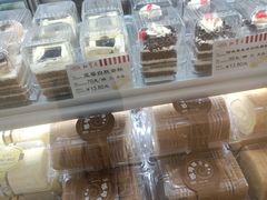 -红宝石·鲜奶小方·海派西点房(南翔店)