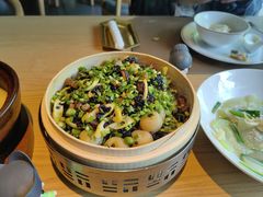 -新荣记(西溪湿地店)