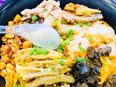 全家福干捞螺蛳粉-怂猫抓子·成都冒烤鸭