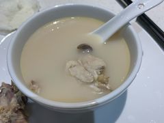 -煲王粤菜餐厅(中侨中心店)