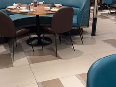 -港丽餐厅(杭大店)