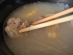 -雪乡人家东北菜·铁锅炖一切(高斯路店)