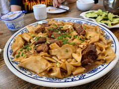 -壹阁胡羊焖饼(特色小吃街店)