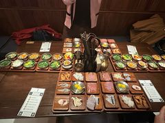 -银米·云南传统过桥米线(双廊黑金冠店)