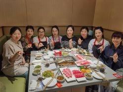 -亚太瑜伽普拉提学院