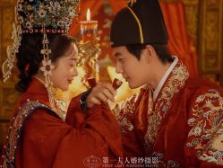 -第一夫人婚纱摄影(南京店)