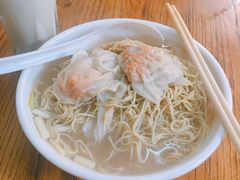 -小梁哥云吞面(黄贝岭店)