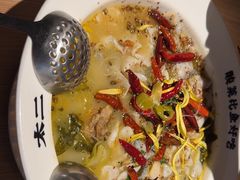 -太二酸菜鱼(武汉光谷保利店)