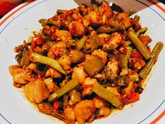 酸豆角炒鸡-侯师傅热炒店(印象城店)