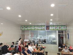 -继红顺河抄手名小吃