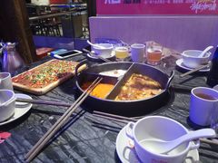 -热火朝天鲜切牛肉火锅(南强街巷店)