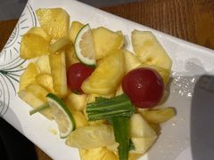 青柠檬拌菠萝-云海肴·汽锅鸡·云南菜(苏州中心店)