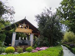 -腾冲洞山温泉村