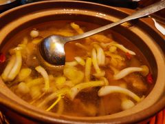 4小时的土鸡汤-江太极江浙菜(马桥万达广场店)