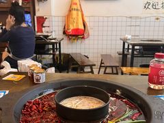 -黄潇洒老火锅(九眼桥宏济巷店)