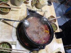 -灌县老妈砂锅串串香(万科红生活广场店)