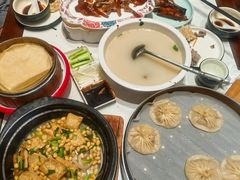-梅利汴京烤鸭•开封豫菜地标店(东大街店)