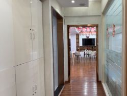 -成都苗方清颜专业祛痘