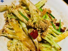 -吃饭皇帝大土家民族菜(正大广场店)