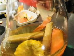 -捞王锅物料理(上海世茂广场店)