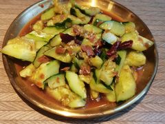 刀拍黄瓜-浅醺烤串·小酒馆(百家湖店)