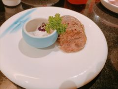 古法盐蘸牛肉-老头儿油爆虾·知味杭州(爱琴海购物中心)