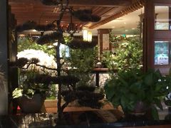 -八府香鸭·啫啫煲(华山路店)