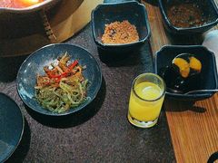 -湊湊火锅·茶憩(东城万达店)