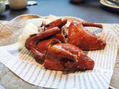 -蝴蝶里·粤菜·点心(滨江龙湖店)