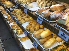 -奕顺轩食品(神农路店)