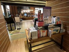 -半山书局(新世纪商城店)
